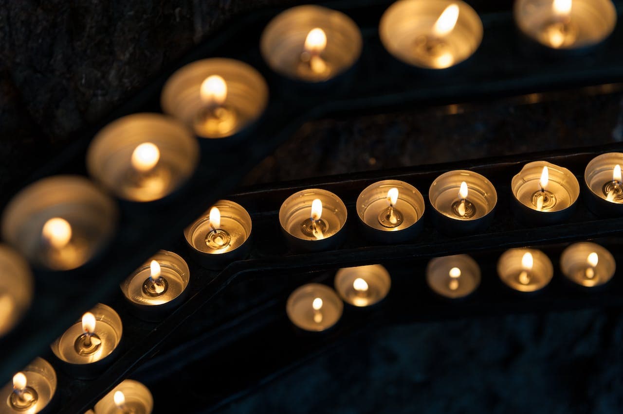 pexels-candles.jpg